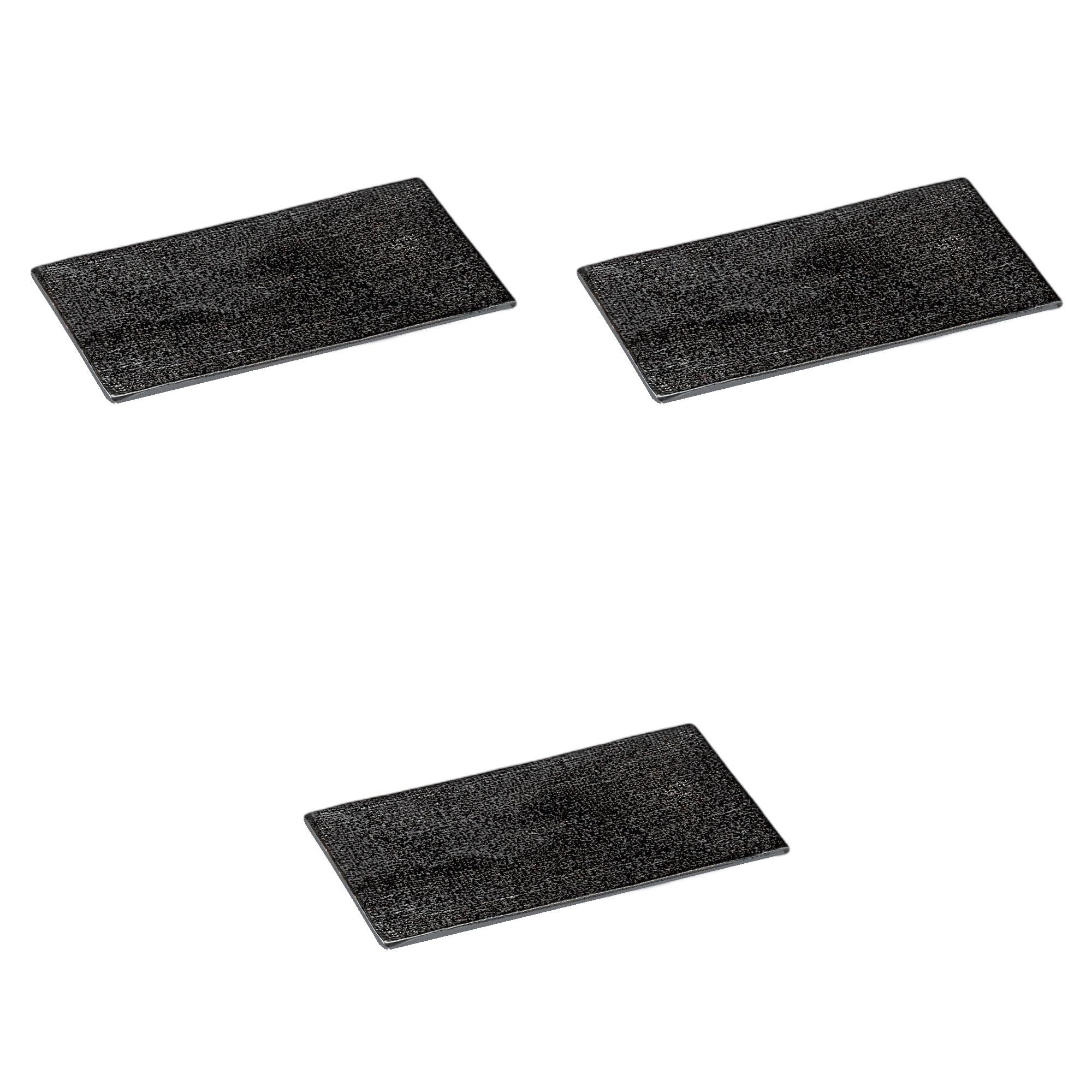 

Set of 3 Smoked Black Porcelain Plates x x Porcelain Porcelain Plates by Setomonohonpo [22.5 12.5 1.5 cm]