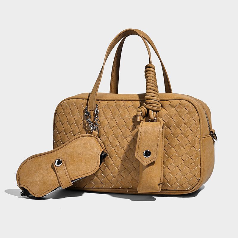 New fashionable women's handbag, niche handmade woven bag with a high-end feel, single shoulder crossbody Boston pillow bag