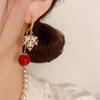 French High-end Opal Leaf Pearl Ear Buckle, Temperament Versatile Earrings Fashion Internet Celebrity Earrings