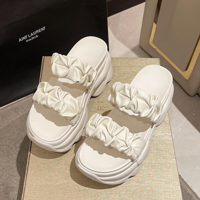 2024 Nové letní módní dámské pantofle na klínu, venkovní sandály s hrubým podpatkem, plážové ležérní pantofle pro ženy, boty pro ženy