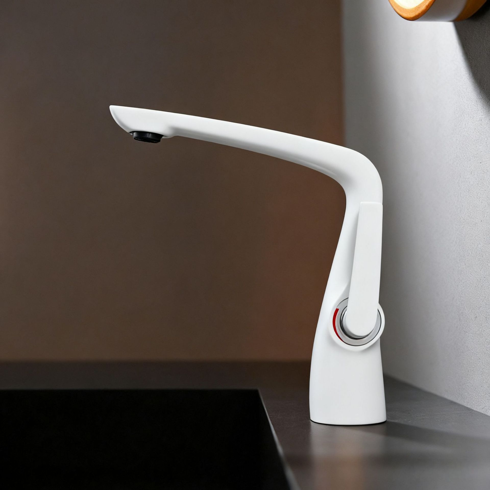 Contemporary Brass Brushed PVD Single Hole Modern Bathroom Water Basin Faucet Basin Mixer Faucet (White,Brass) белый