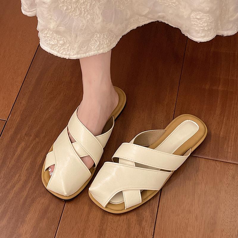 

New French retro hollow breathable lightweight cool women s sandals slippers fashion versatile non-slip wear sandals 35