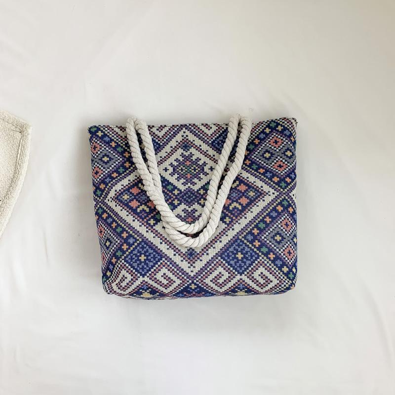 Women's 2024 Large Capacity Ethnic Style Tote: Trendy Single Shoulder Commuting Bag for Students