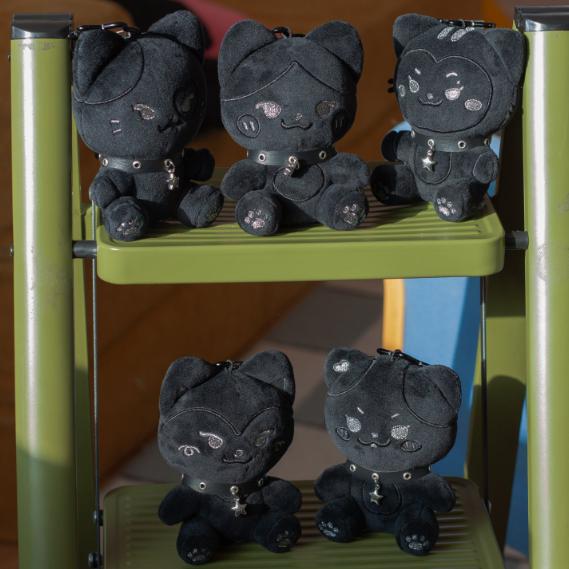 Itzy TWINZY Plüschfigur sitzend Version
