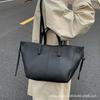 Tragetasche Damen neue modische und einfache Tasche, große Flügeltasche, Pendler-Umhängetasche für die Arbeit