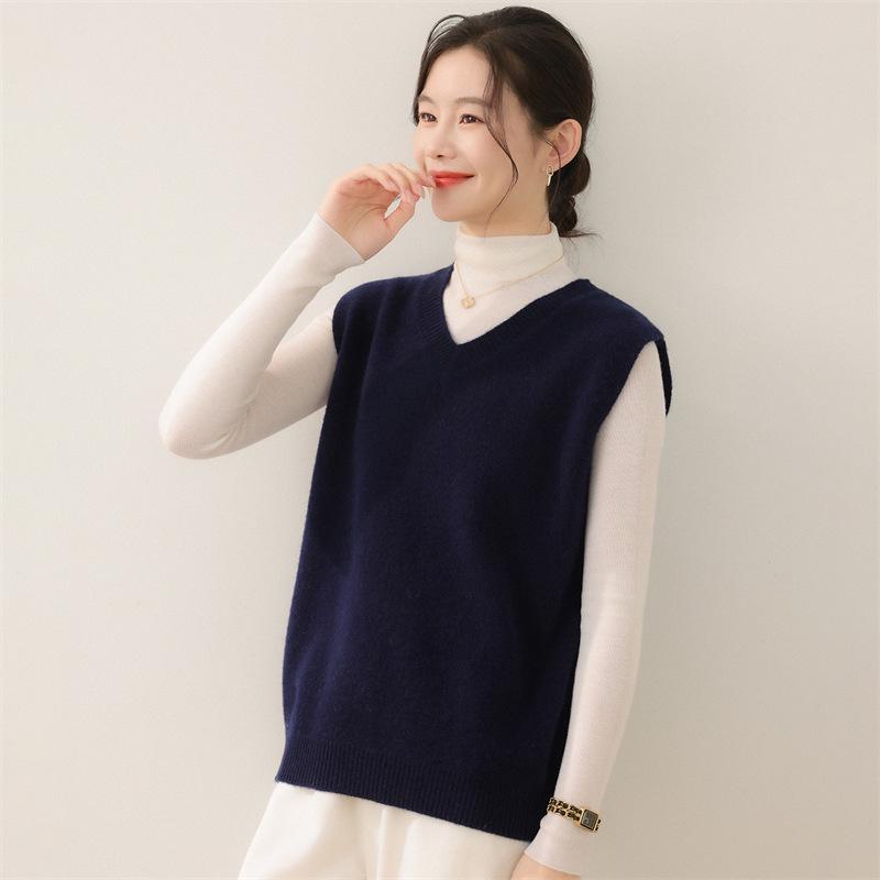 2025 A/W Women's V-Neck Cashmere Shawl Vest - Sleeveless Knit Outerwear for Layering