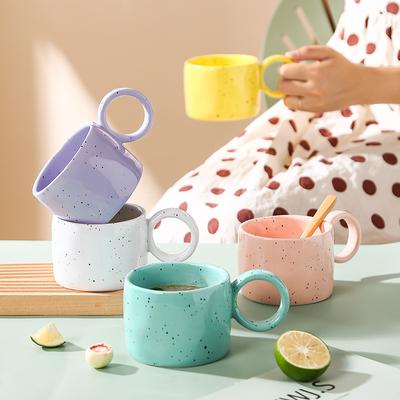 300 ml Keramiktassen im koreanischen Stil mit Tinte bespritzt, unregelmäßig, von Hand eingeklemmt, Kaffeetassen, Frühstückstasse, Haferflockentasse, Milchtasse für das Home Office
