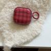 Nische rotes Karomuster halbtransparent AirPods 4. Generation Ohrhörerhülle das neue Modell ist geeignet für Apple 2. Generation AirPods 3. Generation Schutz