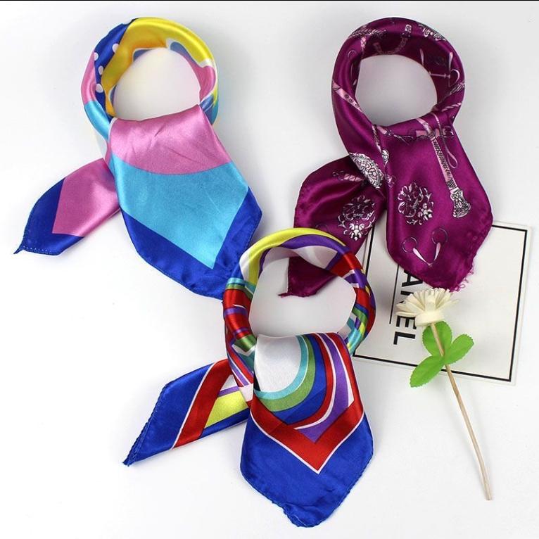 3 balení malých hedvábných šátků korejská verze všestranný podzimní dekorativní malý čtvercový šátek hedvábný šátek malý šátek