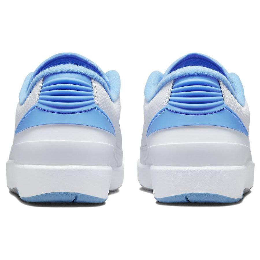 Air Jordan 2 Retro Low UNC Ανδρικά Αθλητικά Παπούτσια Λευκό Πανεπιστημιακό-Μπλε Τσιμεντένιο-Γκρι DV9956-104