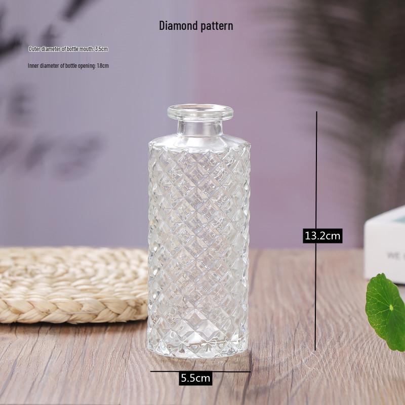 Nordic Glass Vase: Elegant Hydroponic and Dried Flower Decor for Office or Home.