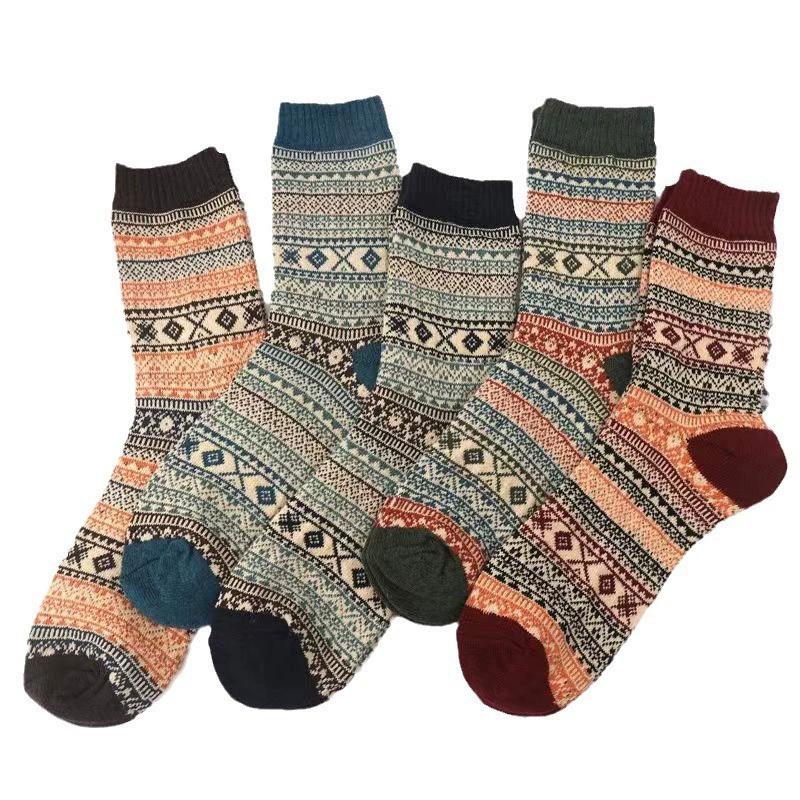 1/5 Pairs Casual Socks EU Size 38-43 Retro Pattern Autumn/Winter Round Neck Socks Ethnic Style Women Comfortable