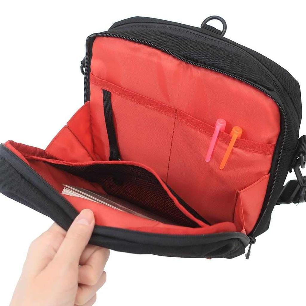 Marimo Craft Disney CATCH ME Series Shoulder Bag, Red, Mickey Mouse, Approx. W200 x H200 x D100mm, MIC-013