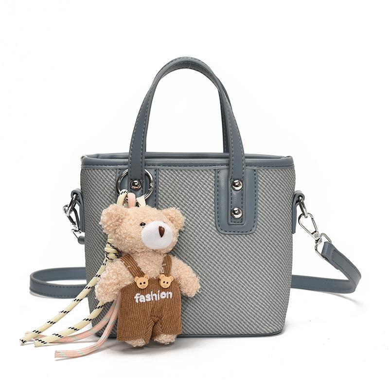 Handbag Women's New Fashion Commuter Shoulder Messenger Bag