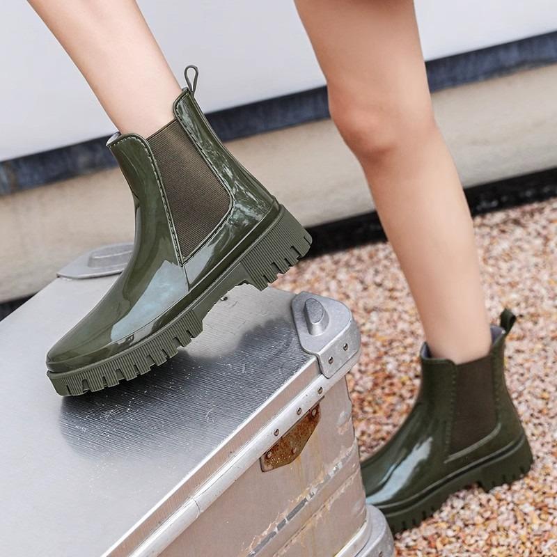 Rain Shoes Women's New Waterproof and Non-slip Water Shoes Thickened Wear-resistant Rain Boots Medium Tube Fashion Boots Rubber Shoes