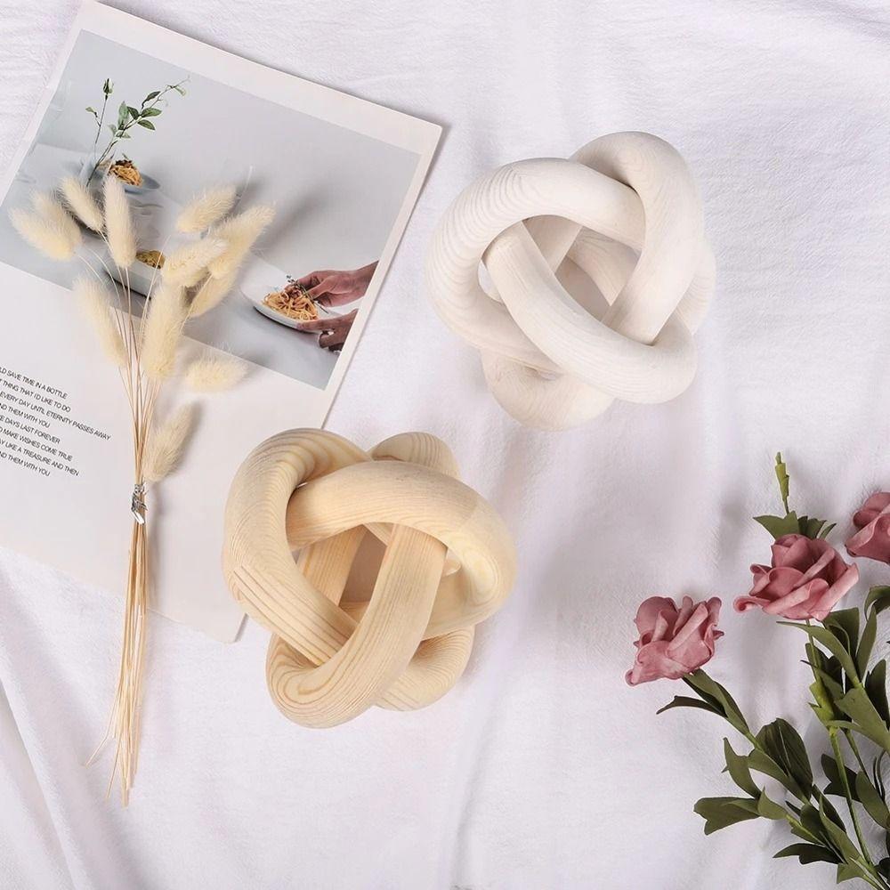 Farmhouse Hand-carved Modern Rustic Design Wooden Buckle Table Ornament Wood Knot Wooden Chain Ball