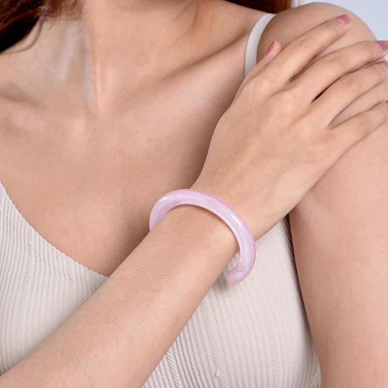 New Simple Smooth Round Vintage Acrylic Resin Cuff Big Bracelet Bangle For Women Open Wrist Bangles Accessories Bijoux Pulseras