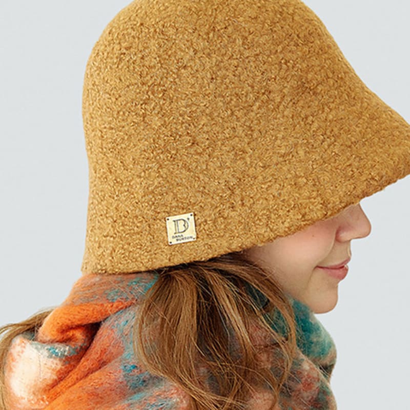 

Дана Бертон Селена Панама Camel