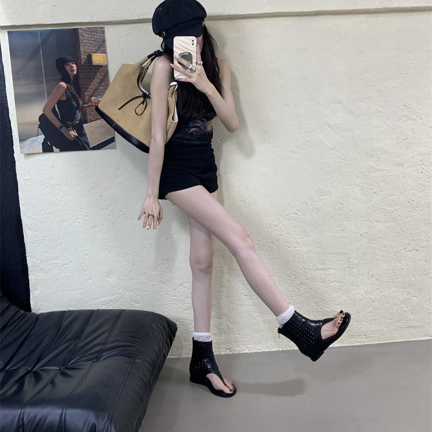 British Style Versatile Maillard Boots 2025 Summer New Popular Hollow Breathable Flat Bottom Hole Cool Boots Short Boots