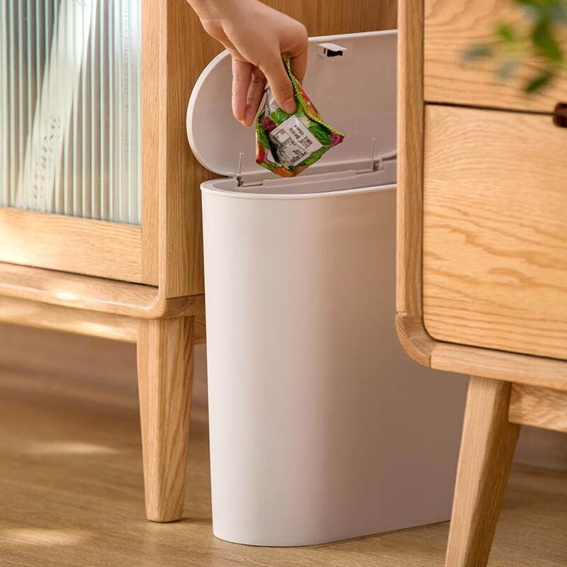 CHAHUA Press-Type Large White Plastic Trash Can with Lid