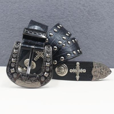 Cintura in Pelle Western con Teschio Rivettato e Texture Coccodrillo - Stile Punk Y2K Unisex
