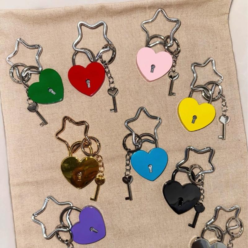 Practical Oversized Heart Lock Bag Charm With Star Clasp Stylish Bag Pendant Key Holder For Women Fashion Accessory