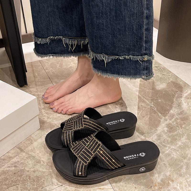 Fashion Fashionable Women's Thick Bottom Slippers Summer Outerwear Trendy Increasing Net Red Explosion Style Flat Sandals