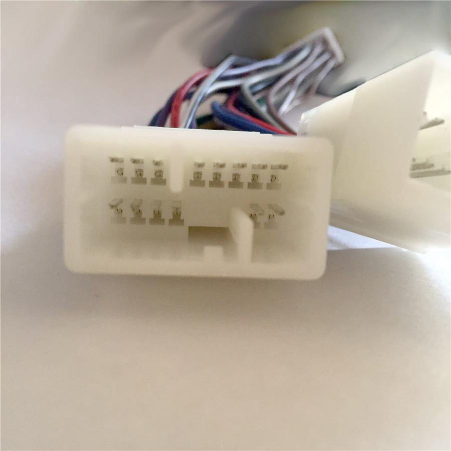 Y Cable Splitter For Honda Acura AUX CD Changer GPS Navigation XM Radio Adapter