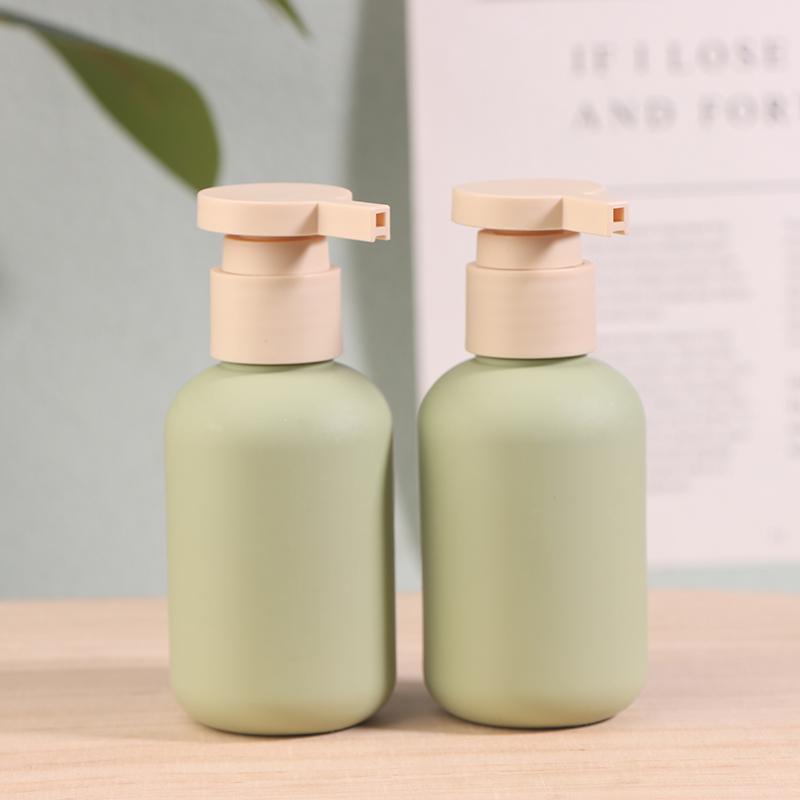 2 ks 100/200 ml Modrá Zelená Růžová Prázdná Plastová Pumpa Láhev na Mléko Šampon Láhev s Víčkem Nádoby na Kosmetiku Plnitelné Lahvičky