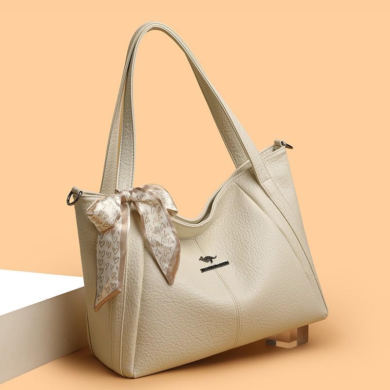 Large Capacity Commuter Shoulder Bag PU Retro Hand Tote Bag