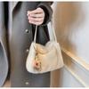 Tote Fluffy Bag Faux Fur Purses for Women Plush Handbag Cute Purse For Fall Winter Clutch Top Handle Bag Fuzzy Underarm Hobo Bag Casual Work Satchel