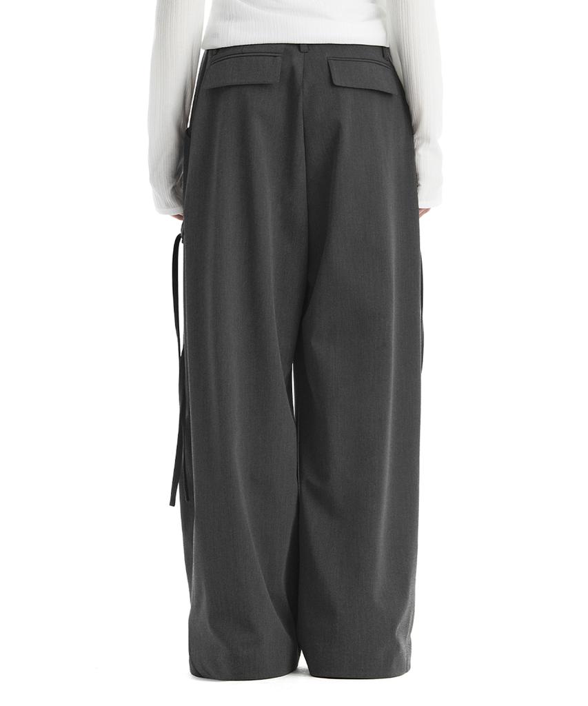 Teulimingbeodeu Side Strap Set-Up Wide Pants [ Charcoal ]