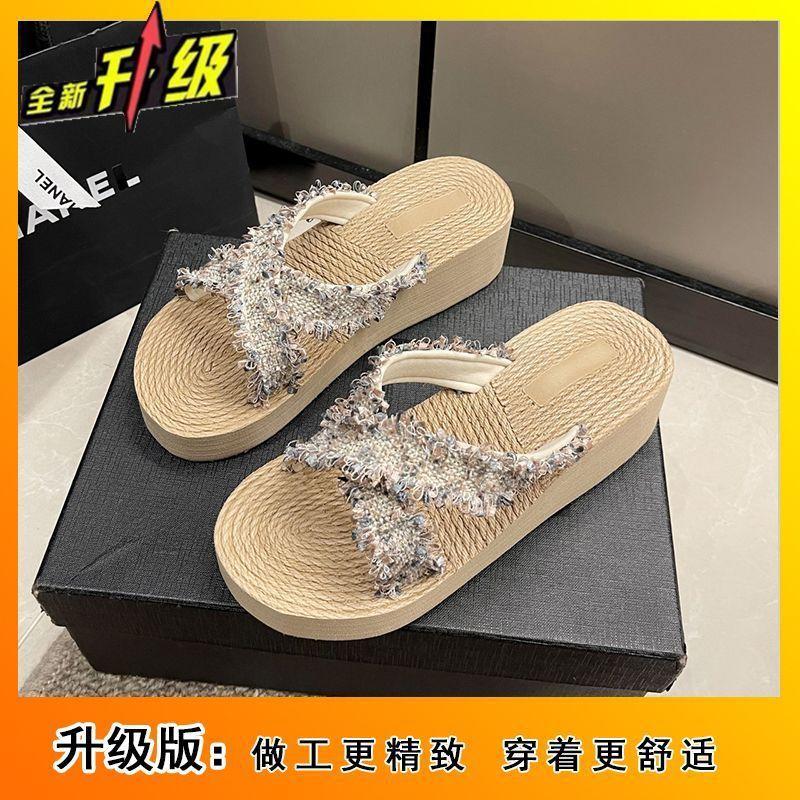 Fashion wear-resistant beach shoes Internet celebrity non-slip cool slippers women's 2025 summer new flip-flops women's middle heel outer wear