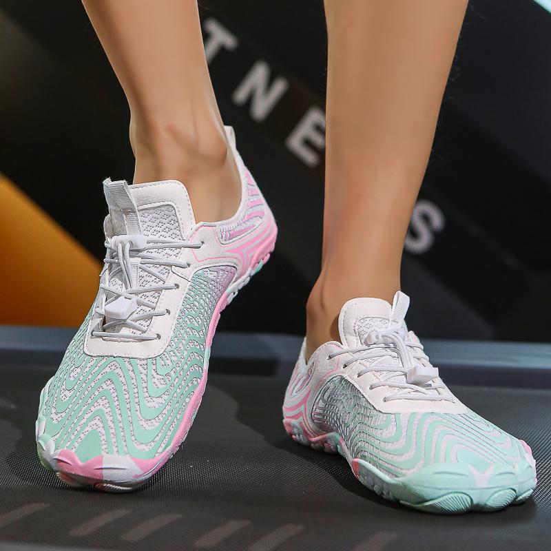 Hot Selling Couple Beach Shoes Summer Anti Slip Quick Drying Outdoor Beach Shoes Fashionable Quick Drying Casual Water Sneakers