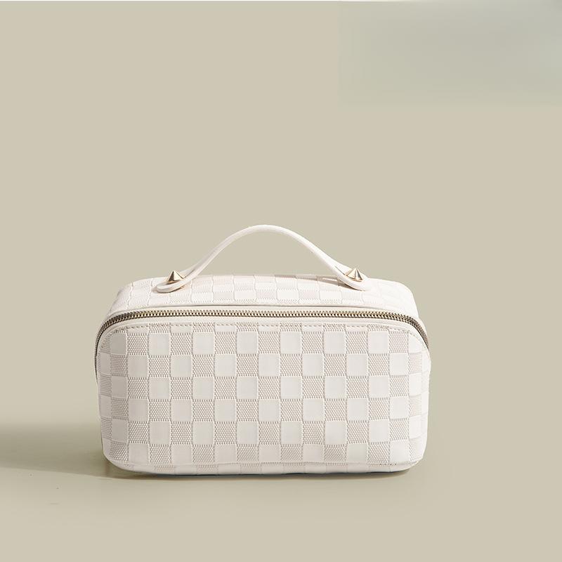 Handmade Makeup Bag Simple Large Capacity Portable Checkerboard Waterproof Makeup Bag Business Trip Storage Washing