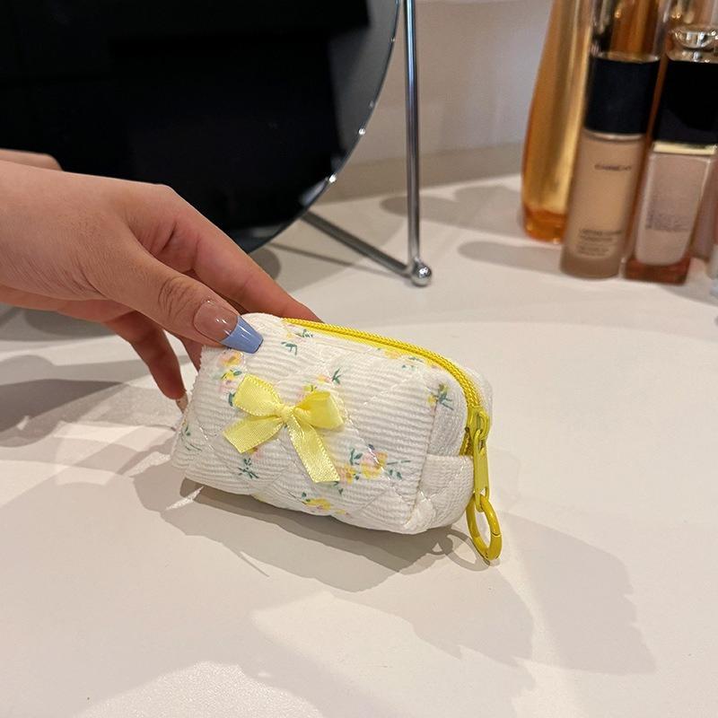 Ins Fashion Sweet Floral Makeup Bag for Girl Cute Print Flower Bow Cosmetic Bags Small Cute Lipstick Cable Earphone Storage Bag