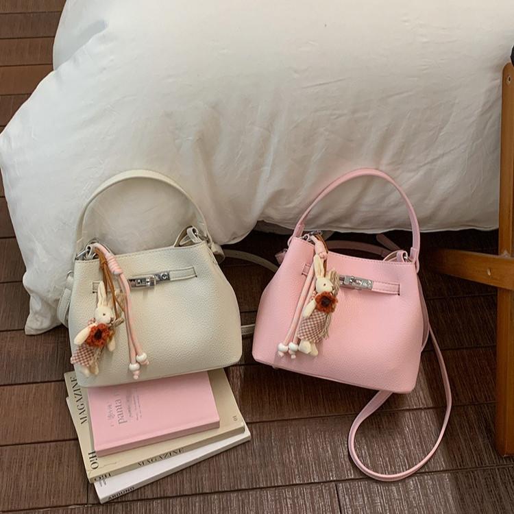 IELGY Ladies Messenger Bag Fashionable All-Match Summer Portable Bucket Bag