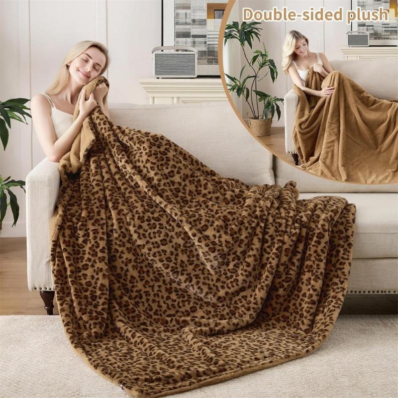 Skin Friendly Polyester Fleece Blanket Leopard Pattern Double Layer Thick for Sensitive Individuals