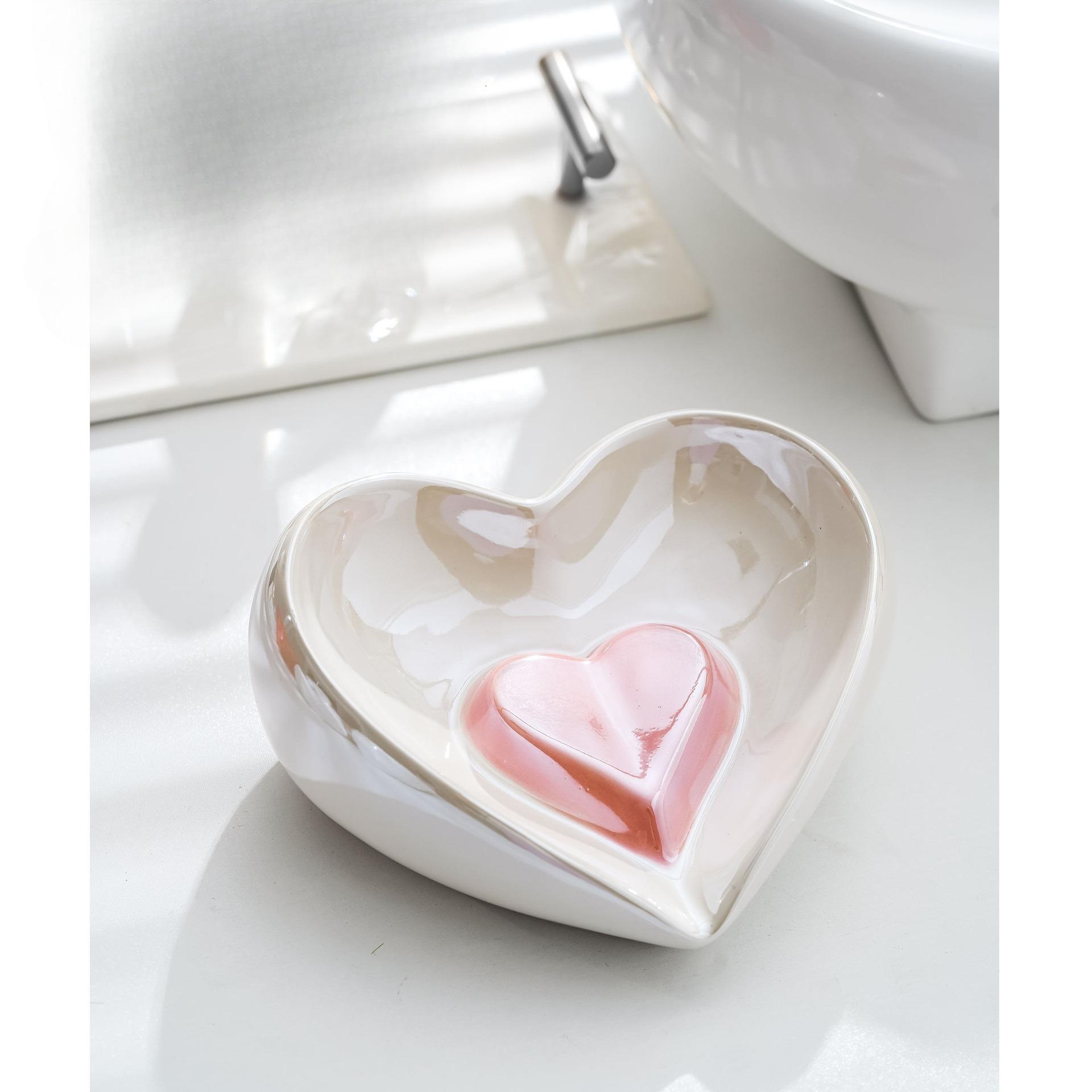 

1PC Love Drainage Soap Tray, Color Electroplating Light Luxury Creative Bathroom Non-punching Ceramic Soap Rack, Household Washbasin Storage Rack