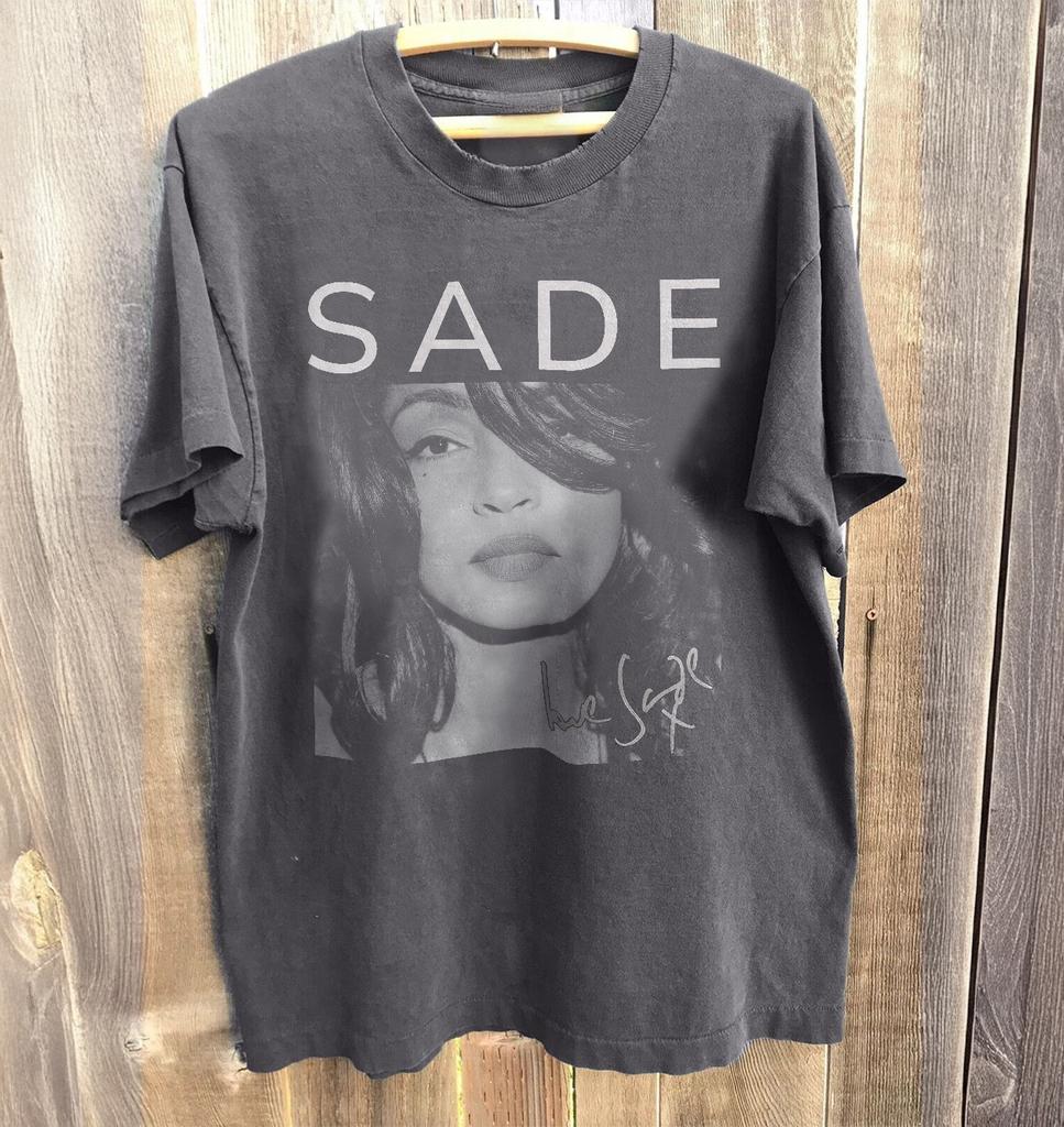 NEW! 90S Sade Adu Tee Shirt Music Tour 2026 Singer Charcoal Heavy Cotton T-Shirt