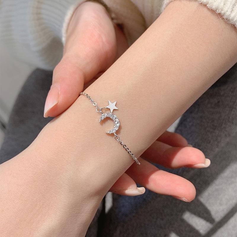Star Moon Girlfriend Sweet Bracelet Girl Niche Cold Wind Design Advanced Sense Light Luxury