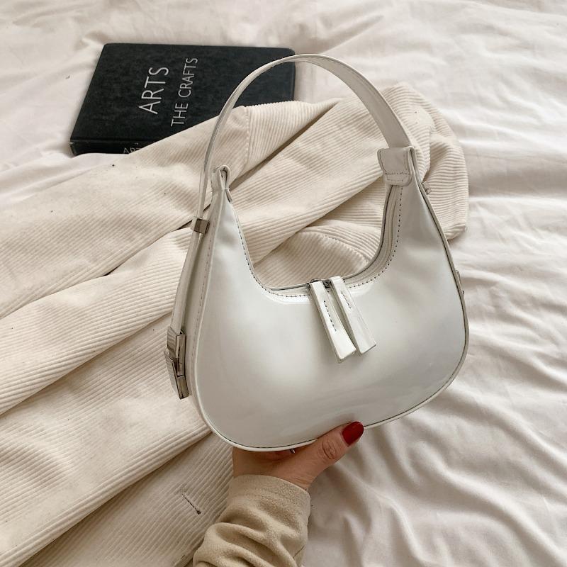 Popular women's bags spring and summer new simple and fashionable glossy shoulder bags underarm bags moon bags