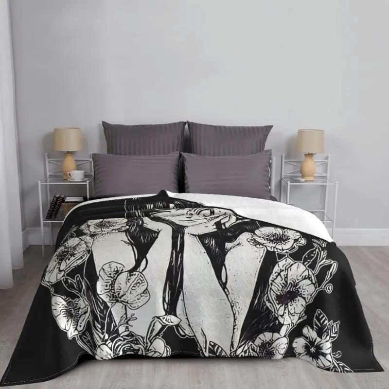Tomie Junji Ito Unique Art Blankets Velvet Decoration Cartoon Multifunction Thin Throw Blanket for Home Car Bedspreads