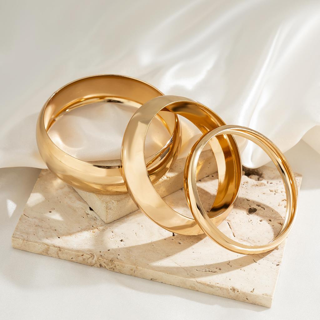 2 Stück/3 Stück Punk Geometrisches Breites Armreif-Set Mode Handschmuck Klobiger Hohler Mehrschichtiger Armreif für Frauen Schmuck Damen Hochzeitsfeier