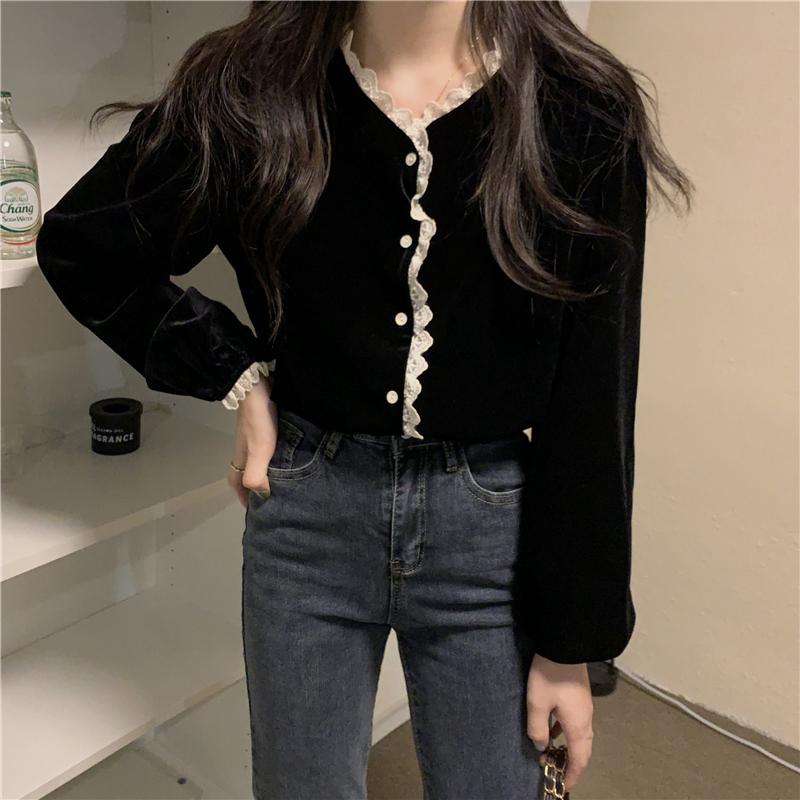 

Весенняя новая женская винтажная рубашка с V-образным вырезом из черного бархата и кружевной строчкой One Size чёрный