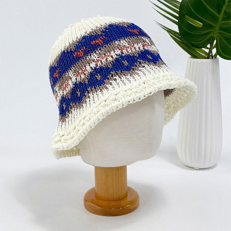 Women s knitted beanie and men s hat C8196_Black