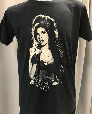 VTG Amy Winehouse Signed Black T-shirt Unisex S To 45XL XZ466 Unisex T-Shirt
