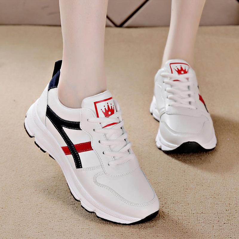Lightweight Soft-soled Women's Shoes 2025 Autumn and Winter New Sports and Leisure Shoes Women's Breathable Versatile Shoes Leather White Shoes