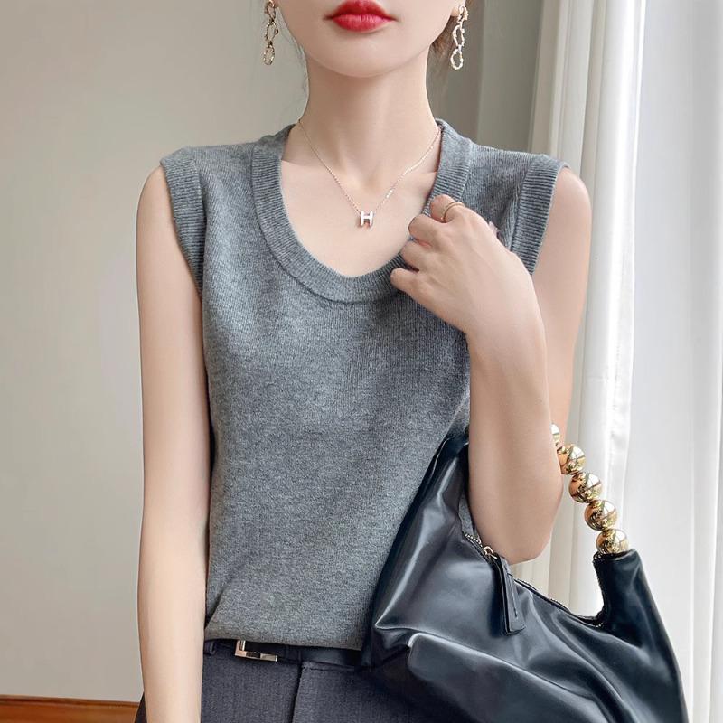 Summer New Knitted Sweater Base Layer Top Slim Casual Simple and Loose Halter Top