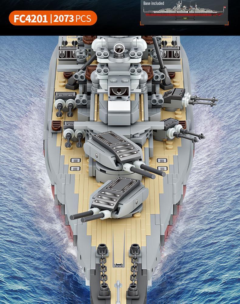 Fang Cheng Aircraft Carrier & Bismarck Battleship Model Toy - Educational Assembly Puzzle for Boys